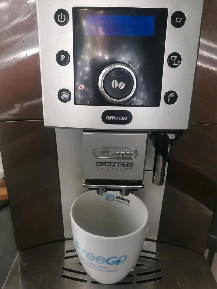 Kaffeevollautomat Delonghi in Altendorf