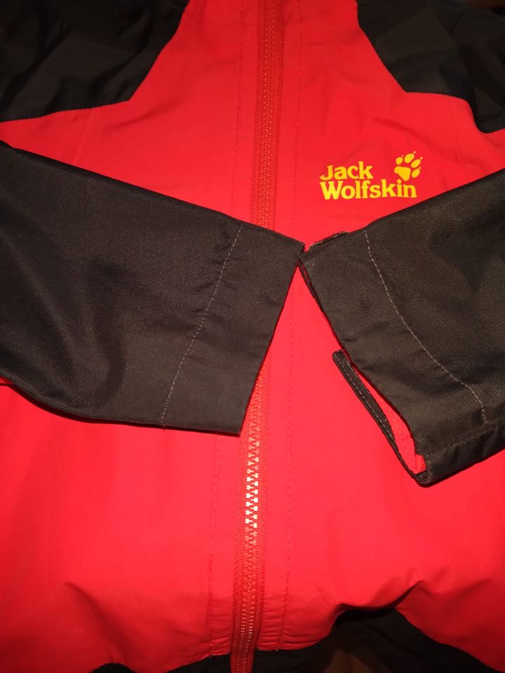 Jack Wolfskin Win- und Regenjacke Wanderjacke Texapore O2 rot in Maxhütte-Haidhof