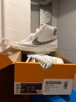 Nike blazer snake white beige Düsseldorf - Golzheim Vorschau