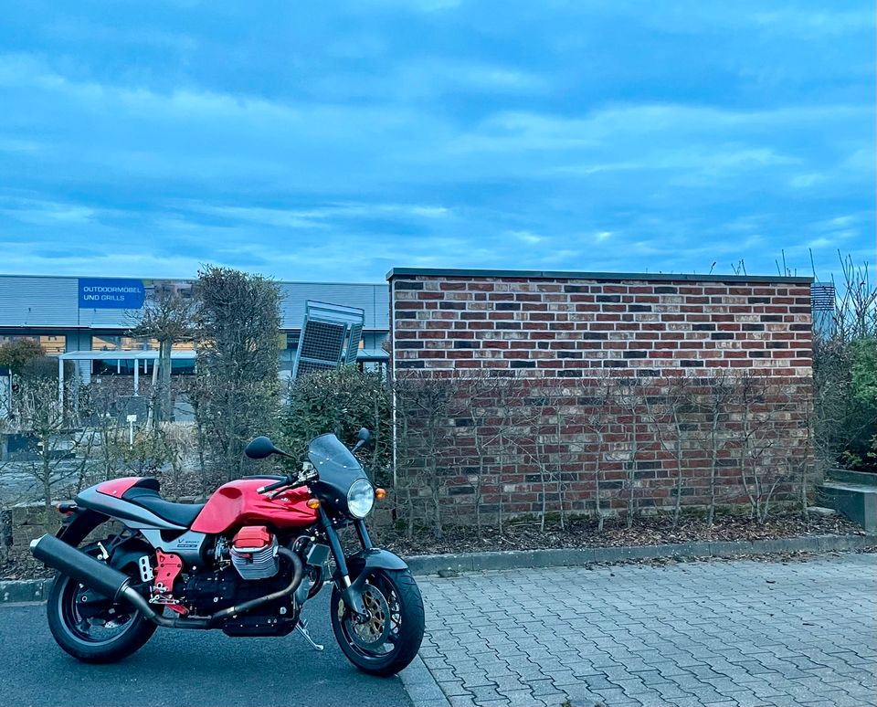 Moto Guzzi V11 Rosso Mandello „Limited Edition“ Nr. 27   24780km in Rommerskirchen