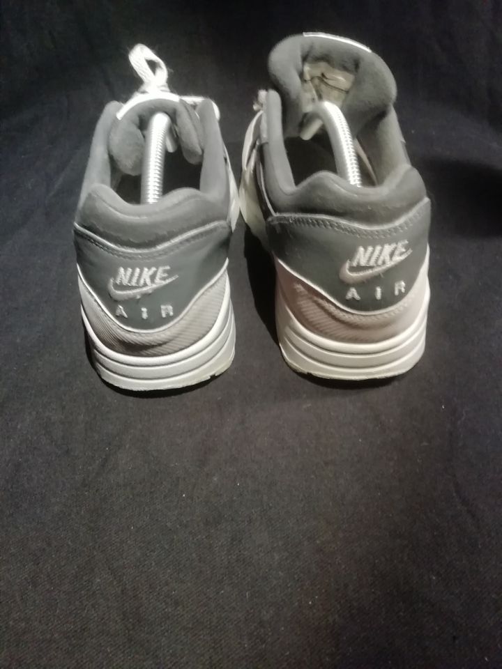Nike Air Max 1 QS  "Dark Ash" in Kiel