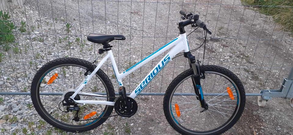 Damen Mädchen Mountainbike spezialized 26zoll 24gang in München