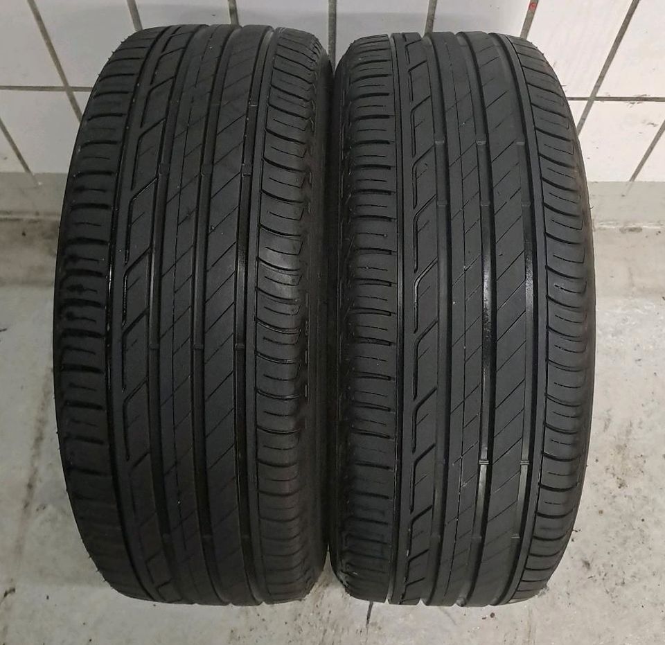 7 mm - 2x 215/50 R18 92W Bridgestone Sommerreifen in Böblingen