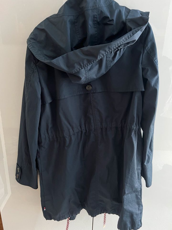 Tommy Hilfiger Parka, Blau, Gr. M in Leipzig