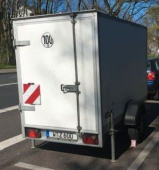 Anhänger mieten Führerschein Klasse B 900kg geschlossener Kasten in Wuppertal