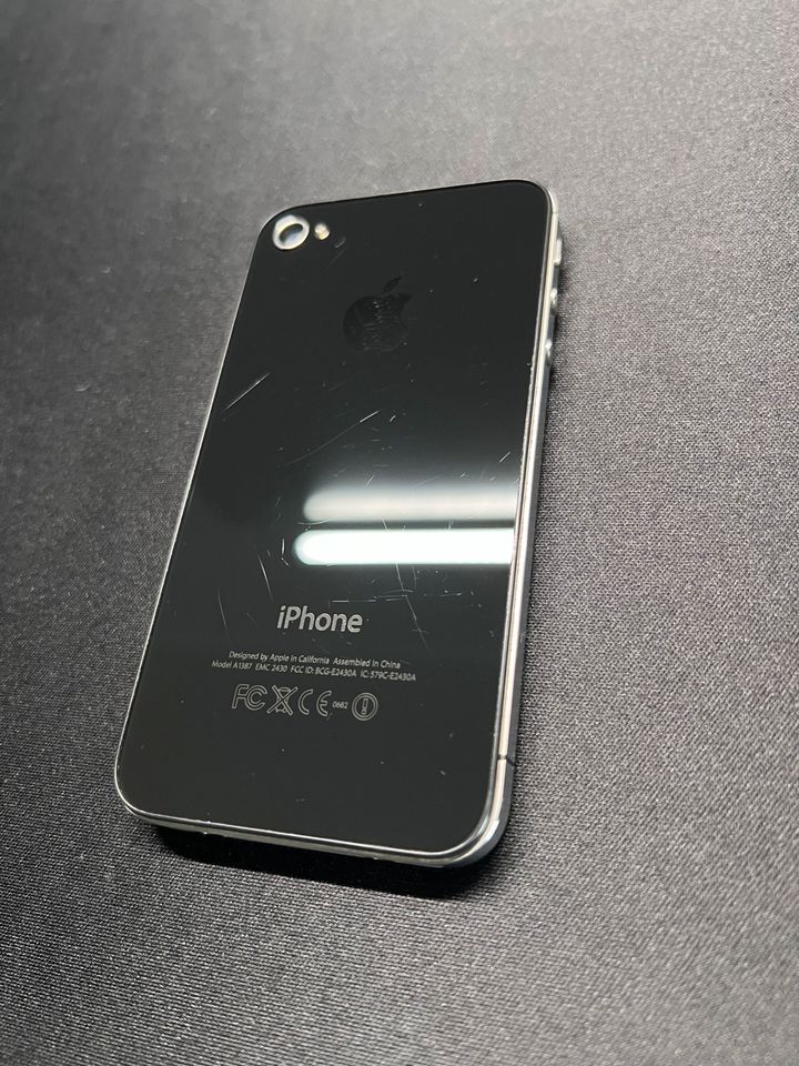 iPhone 4S Schwarz in Grabfeld-Jüchsen