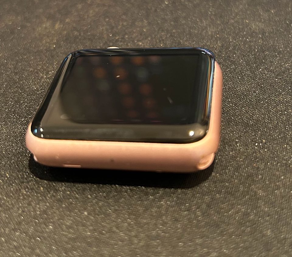 Apple Watch Series 1 42 mm defekt, Ersatzteil Smartwatch in Kattenes