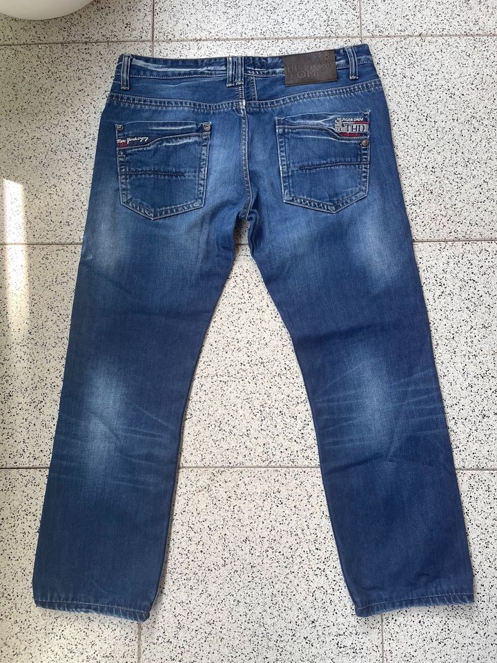 Tommy Hilfinger/ 34  34/ blau/Jeans in Bochum