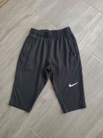 Kinder Sport Hose Nike  Gr.134/140 Top Zustand! Hessen - Wolfhagen  Vorschau