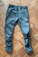 Cool Devided Jeans, Größe 34, olivgrün, top Hessen - Karben Vorschau