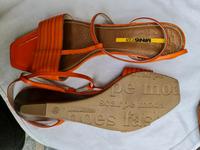 Neue und neuwertige  Damenledersandalen und Schlappen Bayern - Deggendorf Vorschau