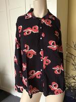 Schicke Bluse von MILANO ITALY, dunkelblau, koralle, weiß, Gr. 36 Nordrhein-Westfalen - Herford Vorschau