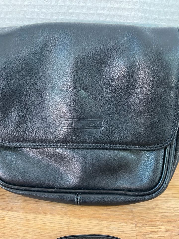 Handtasche Damen klein Leder in Schöneiche bei Berlin