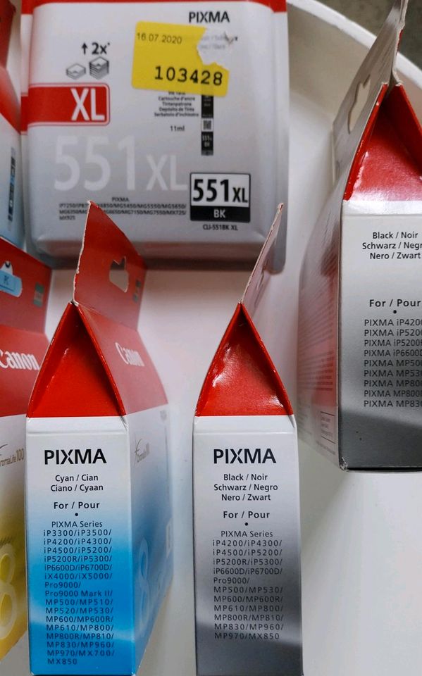 Canon pixma Druckerpatronen verschiedene Farben ! (im Paket) in Halle