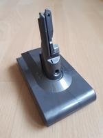 《sehr gut》original Dyson V8 Akku 2800 mAh (SV25) Typ 'Stern' Dresden - Äußere Neustadt Vorschau