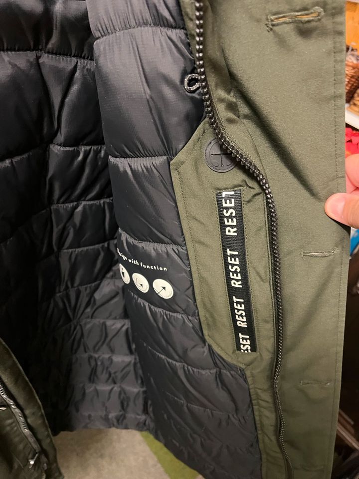 Reset Arctic Parka Olivgrün Gr.52 Echtfell NEU TOP kein Woolrich in Hofheim am Taunus