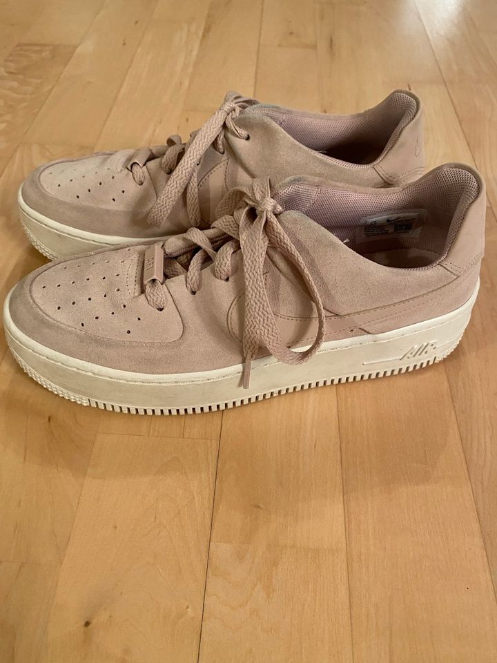 Nike Air Force 1 in Eichstegen