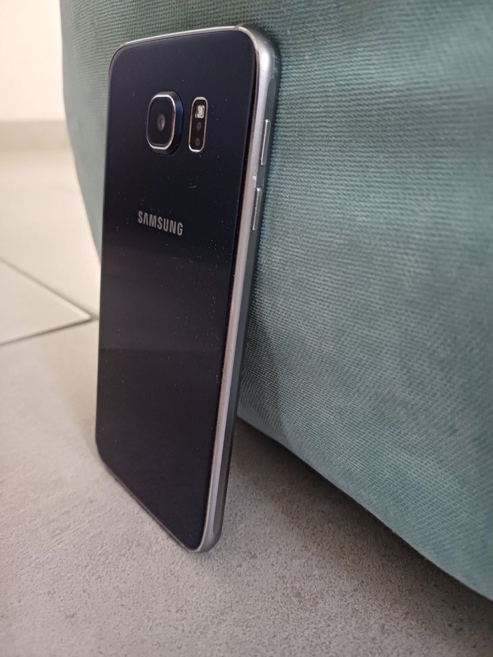 Samsung Galaxy S6 64GB black sapphire in Neusäß