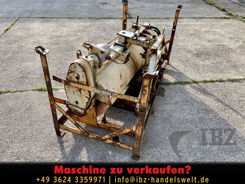 Besen Kehrmaschine Multicar M24 M25 Vorbau Frontanbau Bürste Kehr in Ohrdruf