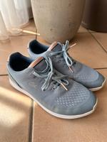 Lacoste Sneaker - Größe 38 Frankfurt am Main - Kalbach-Riedberg Vorschau