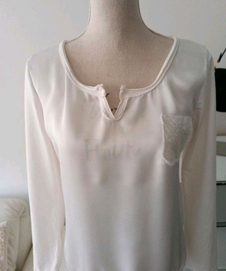 Blusenshirt Bluse Longsleeve Gr. 40 cremefarben wie neu in Stutensee