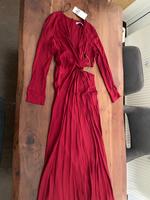 Neu mit Etikett Zara Kleid rot Gr. S Maxikleid langarm langes Nürnberg (Mittelfr) - Nordstadt Vorschau