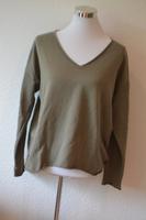 Pullover, Gr. M von DKNY in oliv , V-Ausschnitt, neu Eimsbüttel - Hamburg Eimsbüttel (Stadtteil) Vorschau