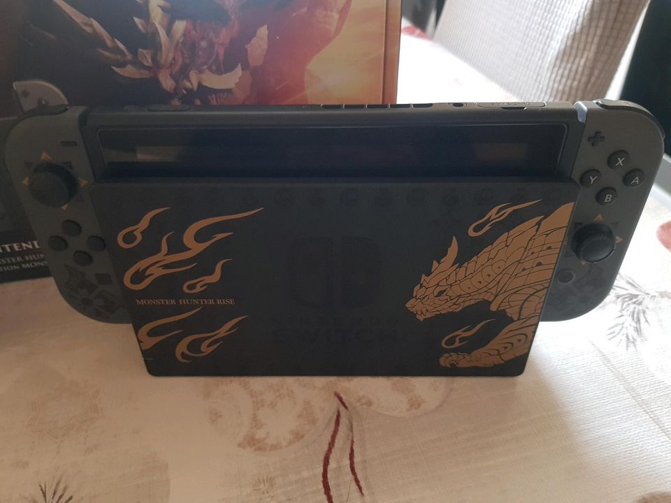 Nintendo Switch Monster Hunter Rise Edition in Zwickau