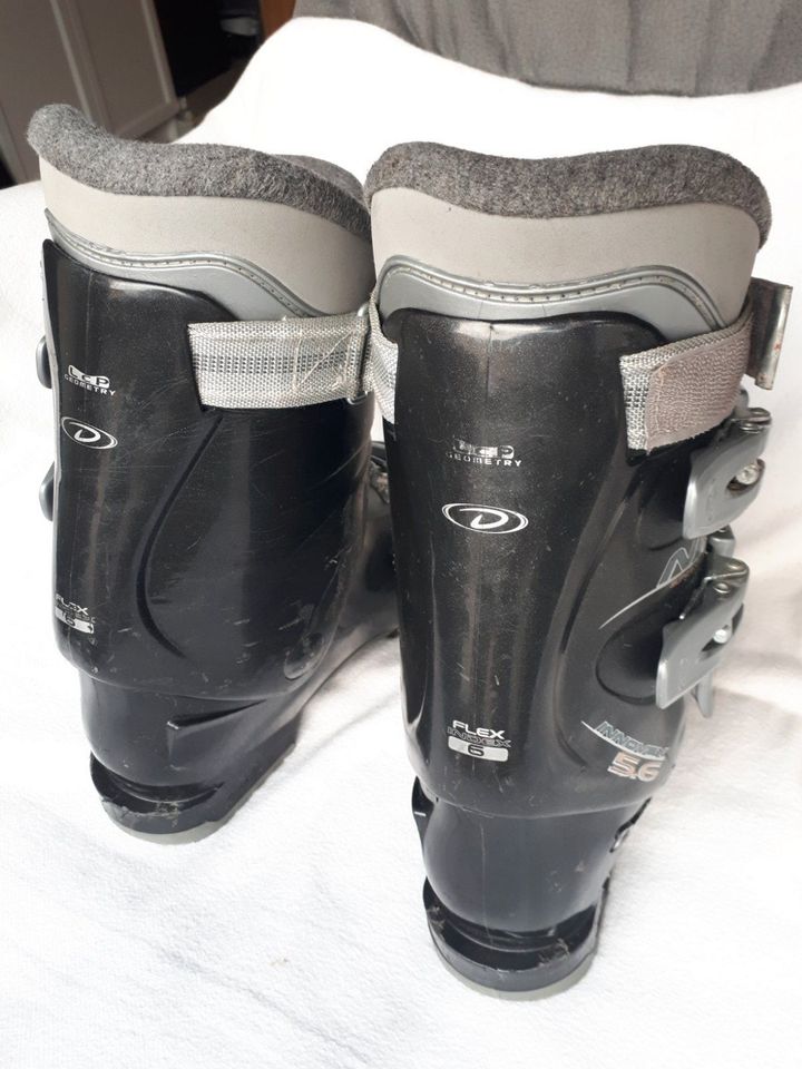 Dalbello Skischuhe Skistiefel Skiboots Gr.37,38 -24,5 cm, 279 mm in Worms