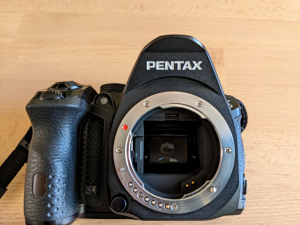 Pentax K-30 mit 3 WR Objektiven in Frankfurt am Main