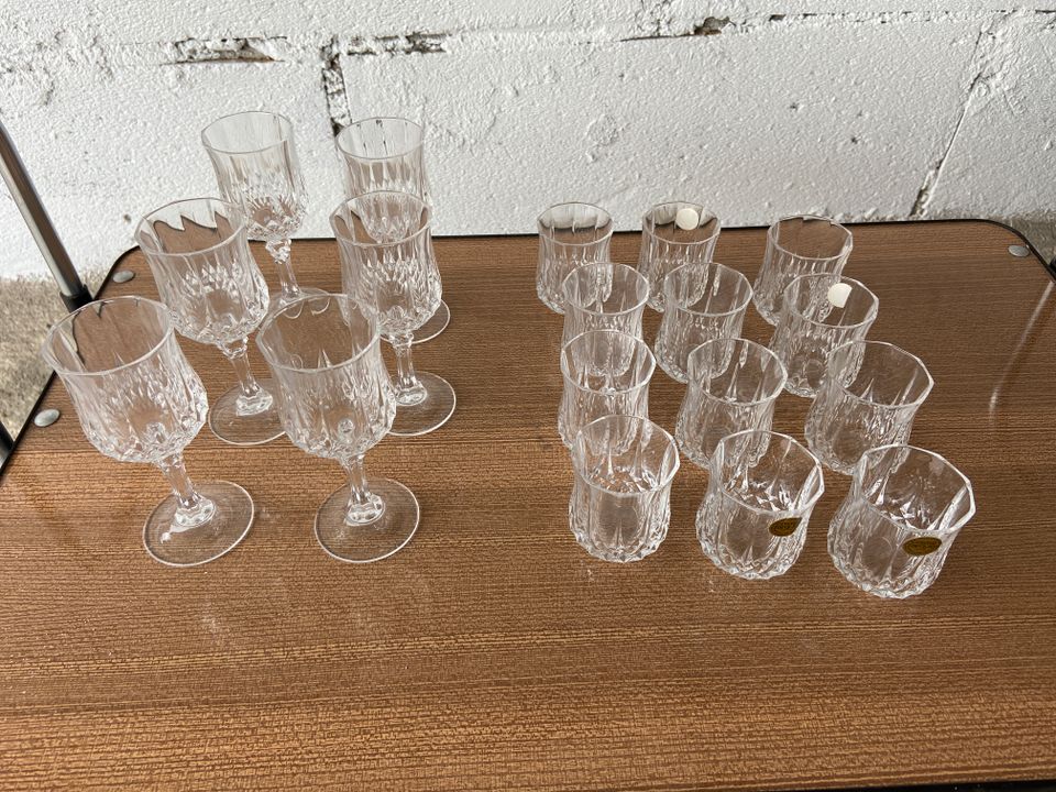❌ Gläser Vasen Kristall Sammeltassen Teller VB ❌ in Halle