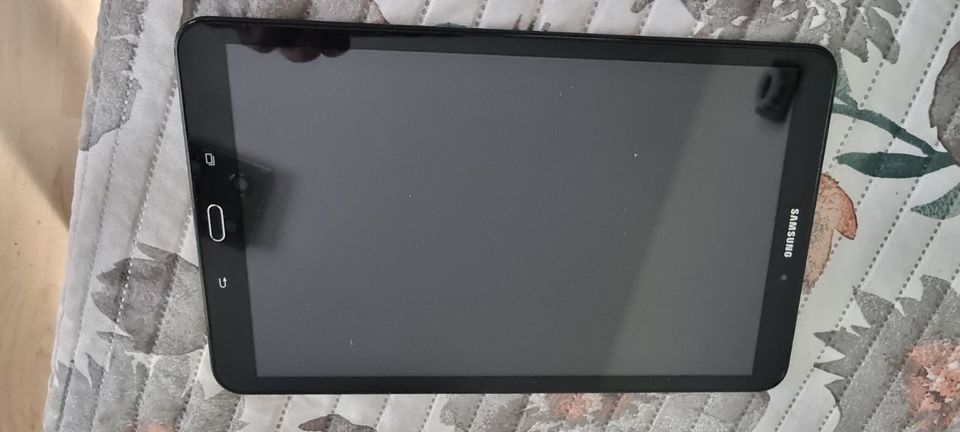 Samsung Galaxy Tab A (2016) in Hamburg