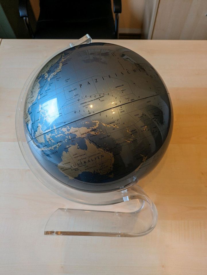 Globus von Firma Scanglobe in Augsburg