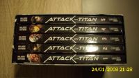 Biete Attack on Titan, Bände 1-5 im Sammelschuber - Manga Niedersachsen - Garrel Vorschau