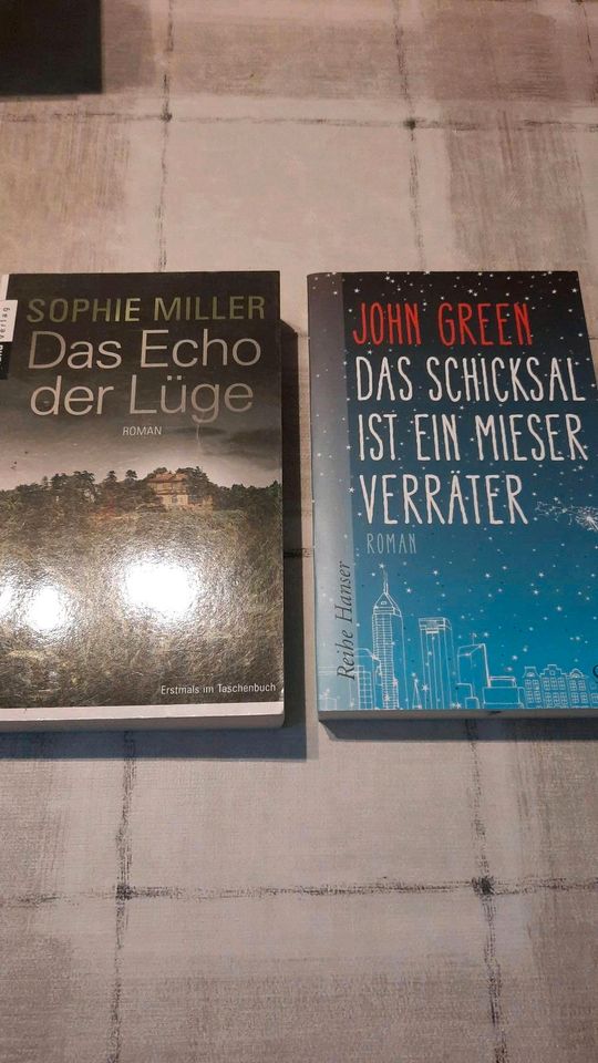 Verschiedene Bücher in Bruchhausen-Vilsen