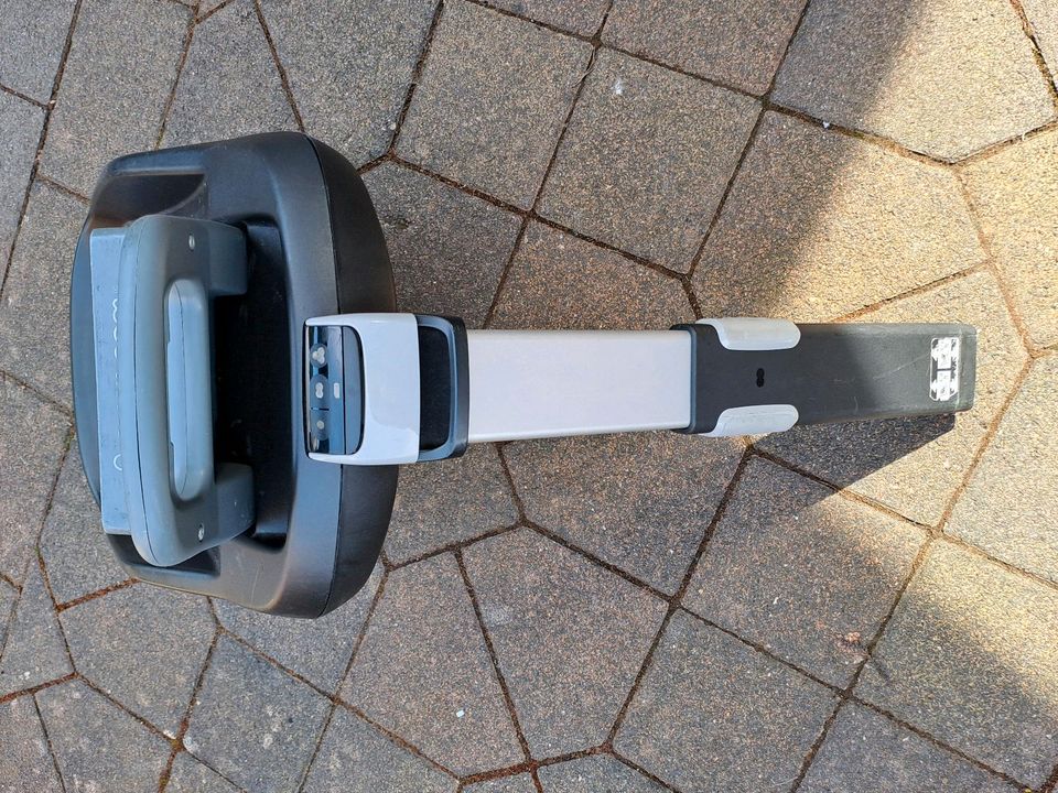 Maxicosi Kindersitzschale mit Autohalterung (Isofix) in Meckenheim