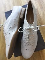 TAMARIS Halbschuh Leder Gr. 42 helles beige | neuwertig Düsseldorf - Pempelfort Vorschau