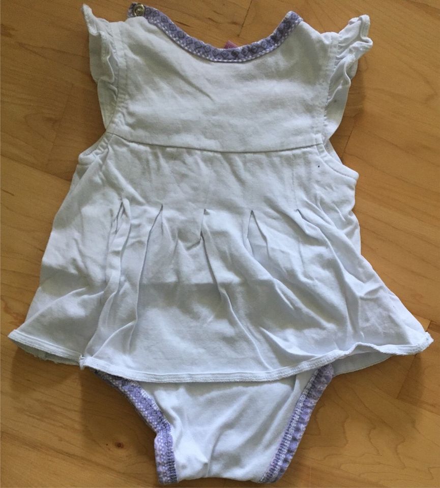 Baby Body-Kleid Größe 50 in Bollschweil