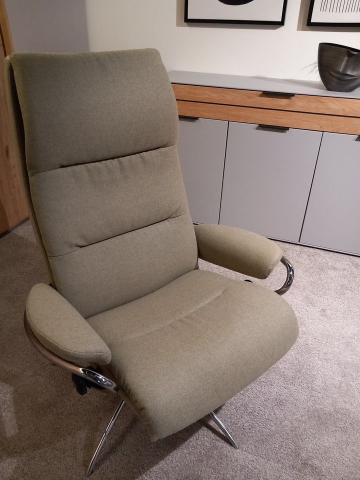 Stressless, Sessel u. Hocker,Tokyo,Ausstellungsstück,1.999,--€** in Schneverdingen