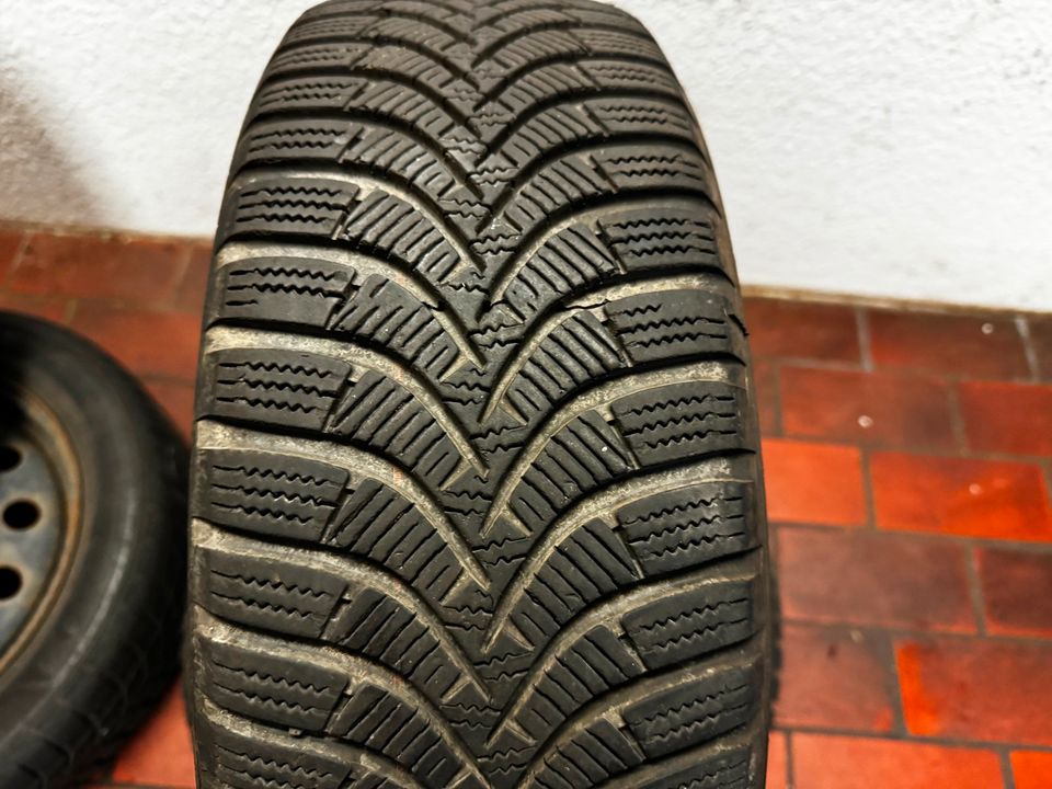 4x Hankook Winterreifen 185/60 R15 88T auf Stahlfelge in Leverkusen