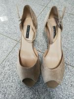 Görtz Shoes Pumps beige Wildleder Gr.40 Baden-Württemberg - Leonberg Vorschau