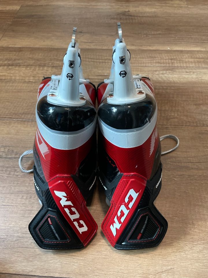 CCM Jetspeed FT4 Pro Schlittschuhe 7,5 Tapered 42,5 in Lampertheim