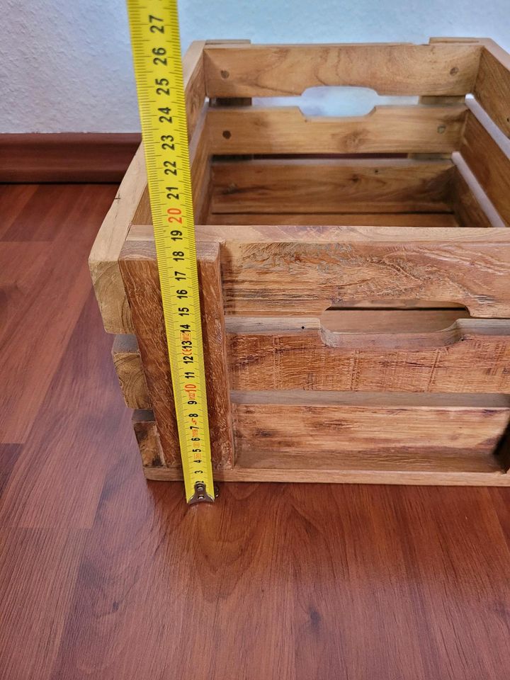 Kiste Korb Box massiv Holz braun L40 × B30 × H18 cm in Hamburg