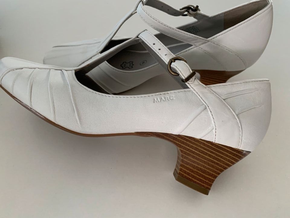 Spangenpumps Marc, Leder weiß, Gr 40, neu in Kassel