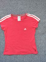 Adidas Shirt rot in Gr. 38 entspricht Gr. 176 Mädchen Abholung Niedersachsen - Wienhausen Vorschau