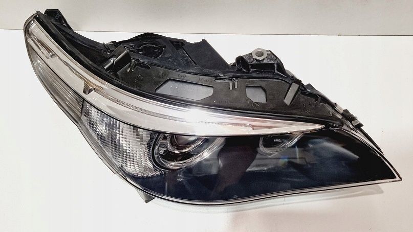 BMW E60 E61 SCHEINWERFER RECHTS XENON KURVENLICHT  FULL LED in Neu-Isenburg