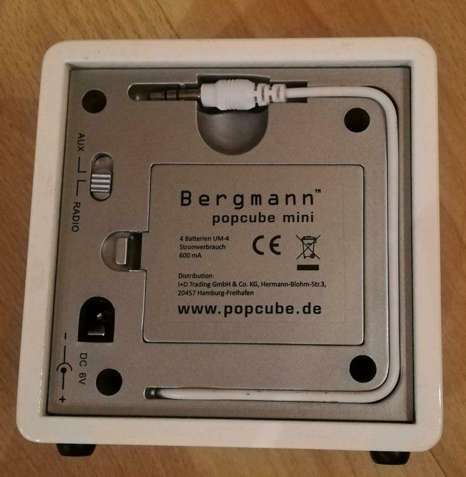 Bergmann Popcube Mini Weiß UKW MP3 Direkt Dock Lautsprecher in Ottweiler