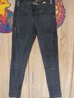 Röhrenjeans XS schwarz Baden-Württemberg - Offenburg Vorschau