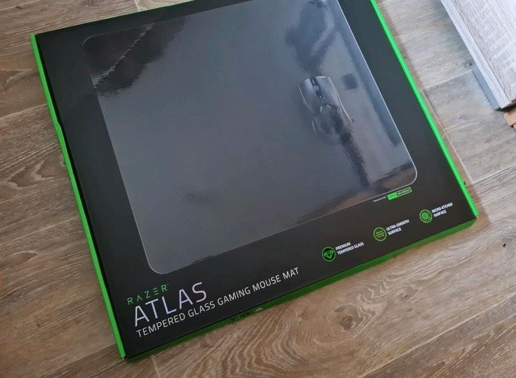 Razer Atlas Glas Gaming Mauspad in Berlin