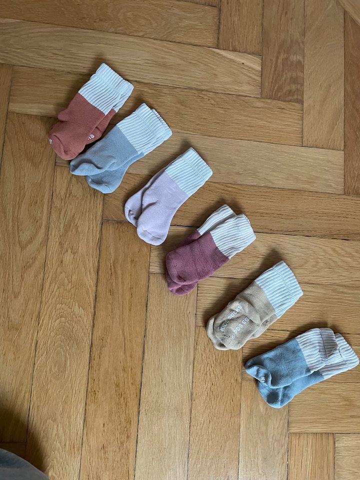 Baby socks Socken Set Kleinkind onesize Baumwolle antirutsch in München